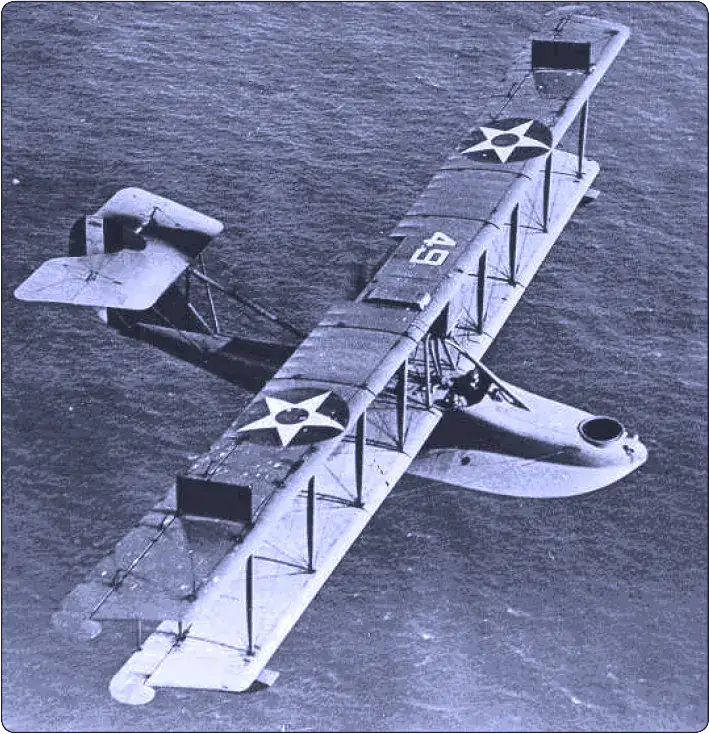 Curtiss HS-2L flying boat with an early semi-monocoque hull design