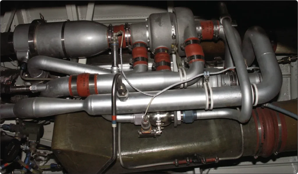 Air cycle environmental control system supplying conditioned air for cabin pressurization in a business jet