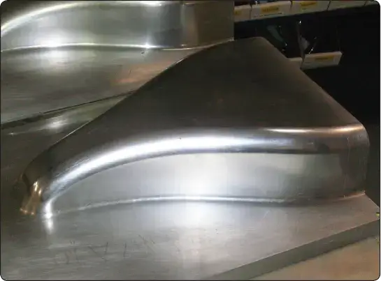 Mold used to manufacture an aircraft inlet duct composite component