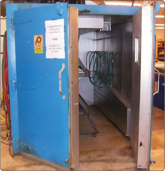 Walk-in curing oven used to heat-cure aircraft composite components and repairs