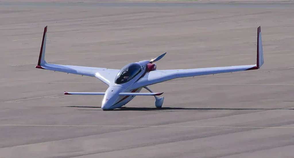 Canard wings on a Rutan VariEze aircraft, showing the small forward wings positioned ahead of the main wings to provide lift and pitch control