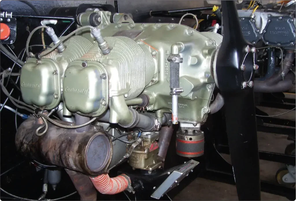 Illustration of a naturally aspirated reciprocating engine showing the basic induction airflow path without a supercharger